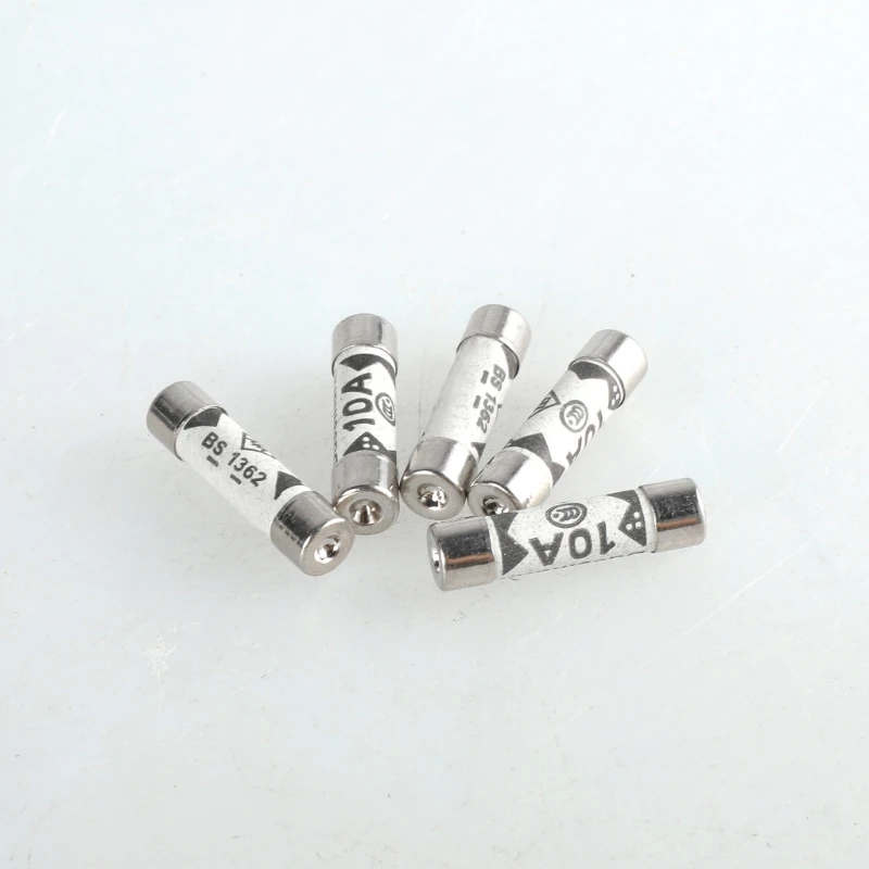 30pcs 10A Ceramic Fuses Temperature Resistant Fuses set for UK Plugs & Outlets