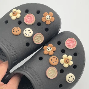 6/12Pcs Smiley Face Badge Charms For Crocs Child's Clogs Accessory Funny Pins Shoe Decorations Croc Jeans Fit Slippers DIY Parts