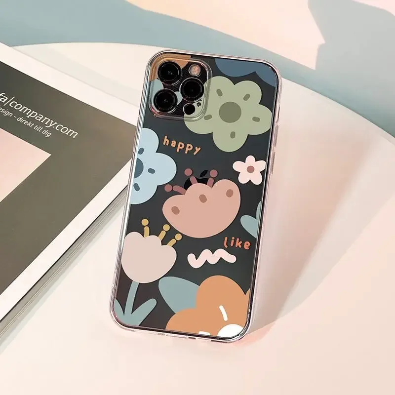 Aesthetic Floral Daisy Phone Case