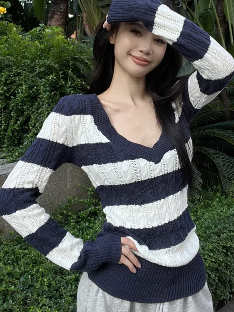 Fashion New Women's Striped V-neck Sweater Autumn and Winter Elegant Slim-fitting Long-sleeved Knitwear Bottoming Shirt