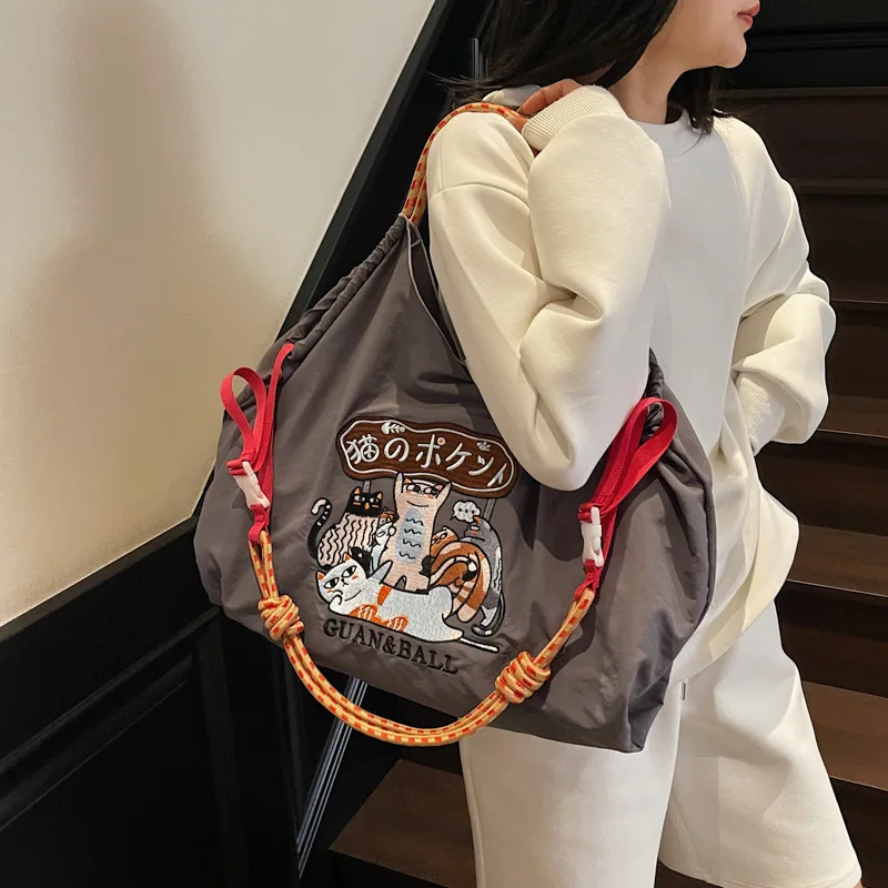 Eco-Friendly Embroidered Nylon Tote: Stylish and Spacious City Handbag