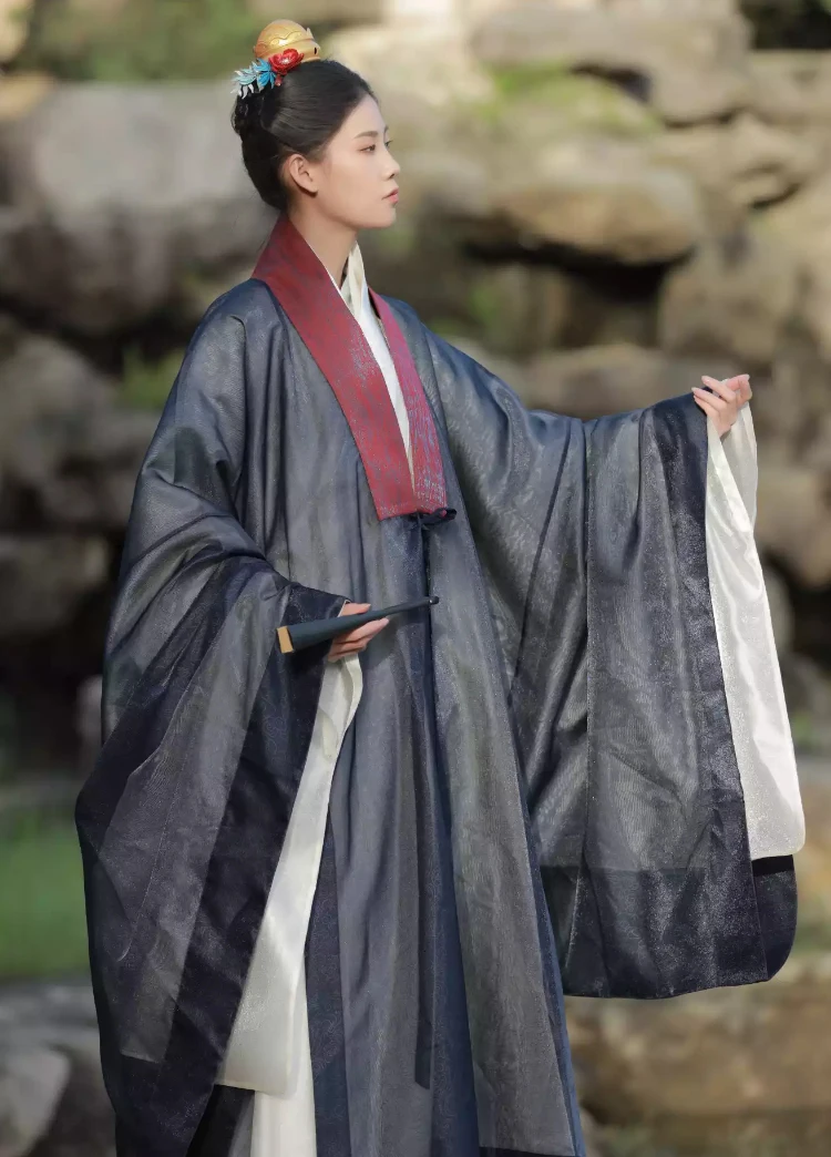 Ming Dynasty hanfu cloud pattern yarn fabric cloak with large sleeves can be paired with Taoist robe long shirt for spring