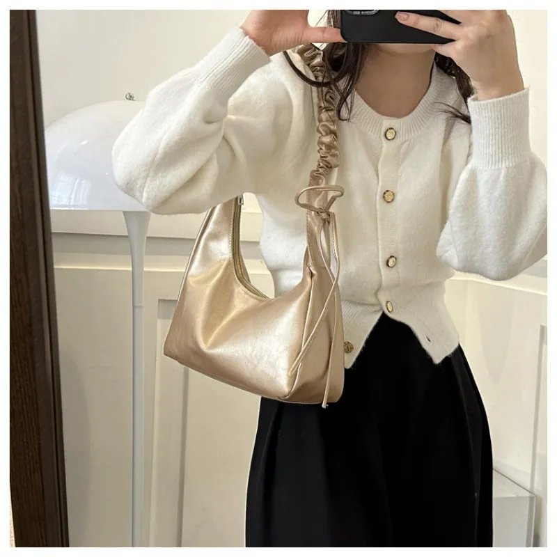 

Cloud Crossbody Bag Slung Pleated Armpit Girls Spice Female Shoulder Bag Autumn Winter New Luxury Brand Shoulder Bag Handbag