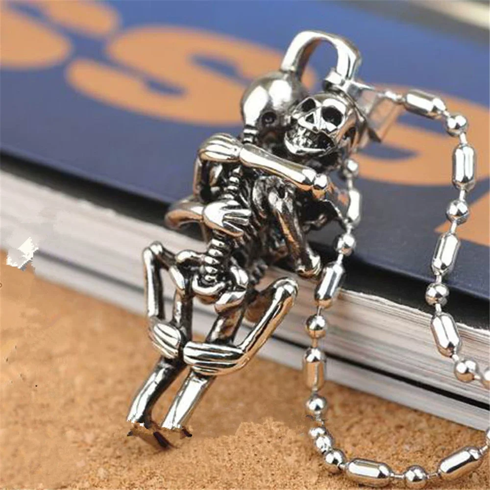 

Men Infinity Black Stainless Steel Love Necklace Couple Skulls Hug Chain Pendant Necklace Fine Jewelry Gifts