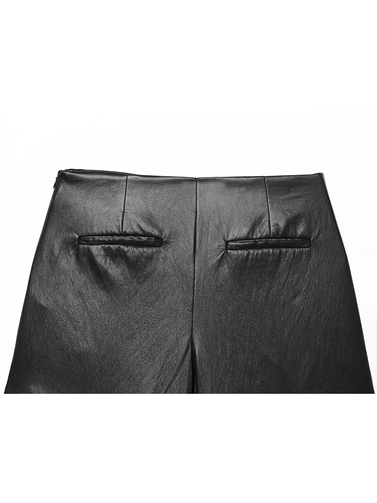 Winter New Women Faux Leather Shorts Fashion High Waist Vintage Zipper Mini Shorts Streetwear Female Solid Casual PU Shorts