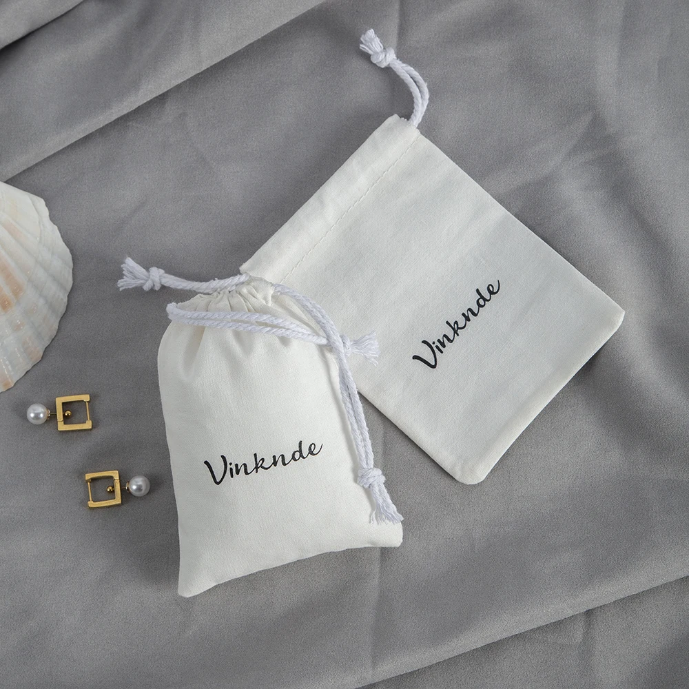 50pcs Custom Logo White Canvas Cotton Bags with Black Drawstring Christmas Wedding Candy Package Pouch Big Size Dustproof Sacks
