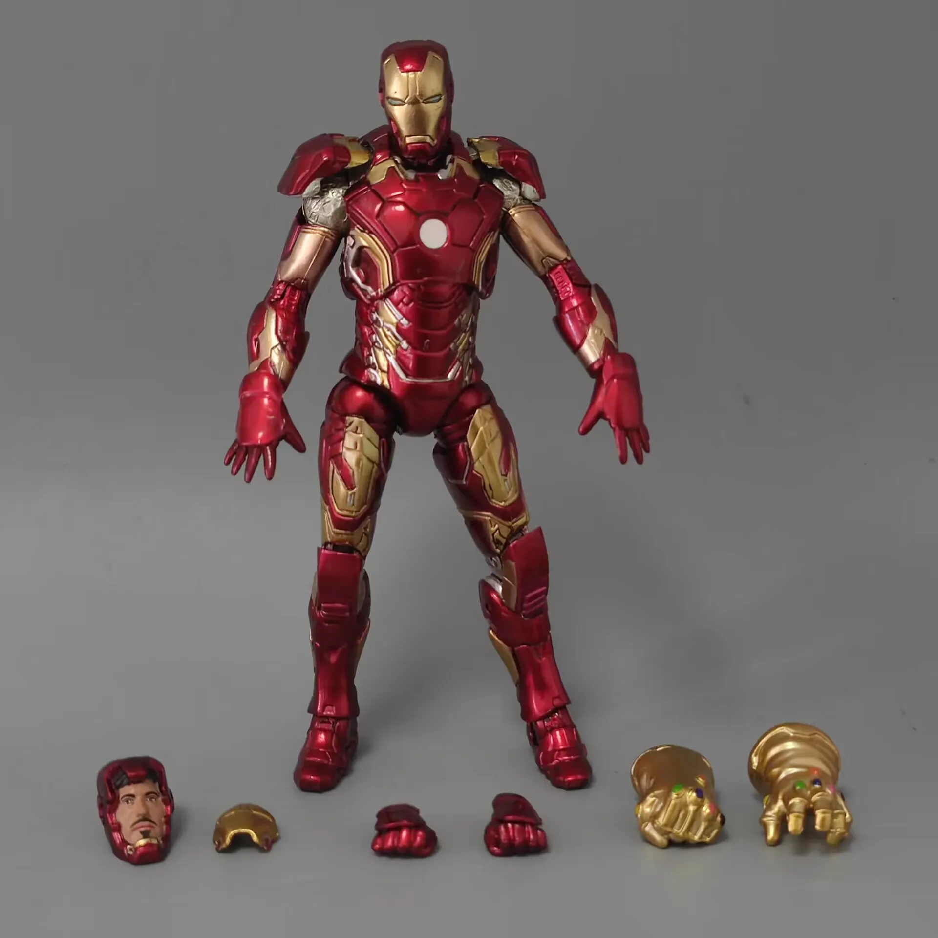 Action Figure Titan Hero Iron Man Mark 43 Da 30 Cm – Parlante E Con Luci, Avengers Age Of Ultron