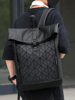 Zaino da uomo versatile per uso casual e aziendale: cinghie regolabili e grande capacità per laptop da 15,6 pollici