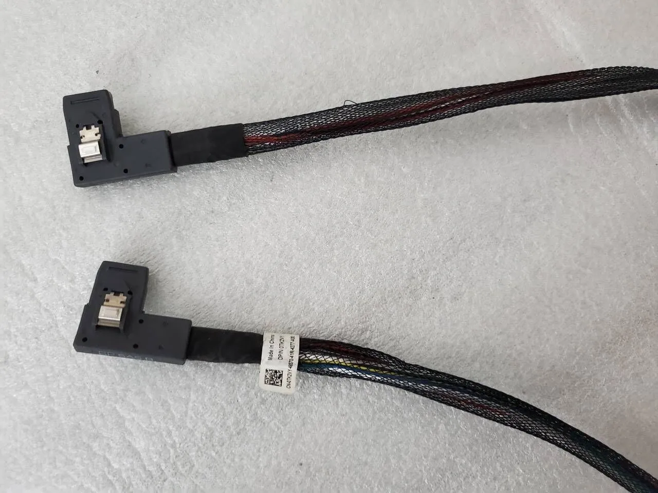 0TK2VY TK2VY  D4J0T 0D4J0T cable for R720 R620 server hard disk mini SAS cable