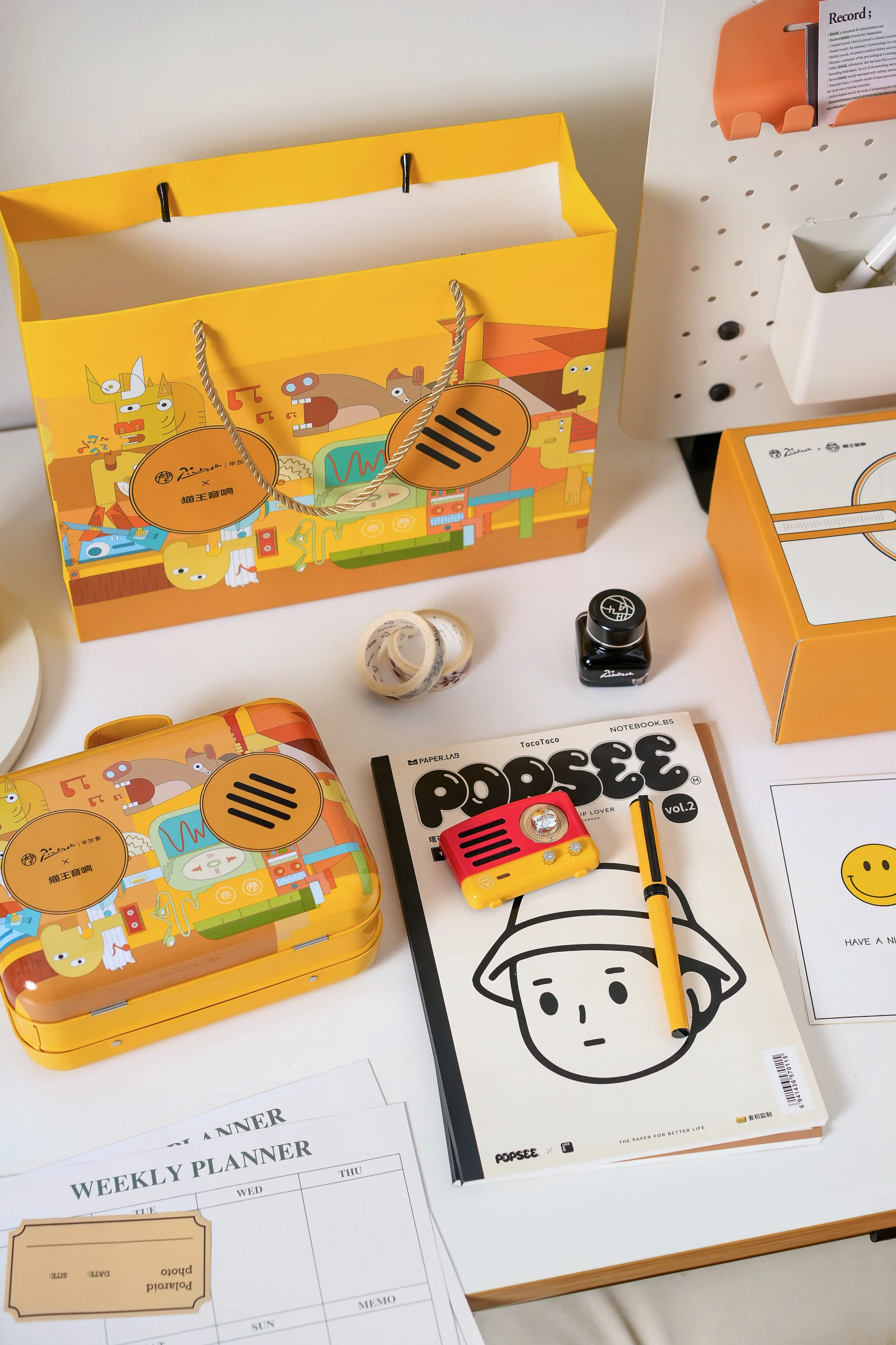 Mao King Little Prince Fridge Bluetooth Speaker Picasso Pen Gift Set Ultra-thin Refrigerator Sticker Mini Wireless Speaker