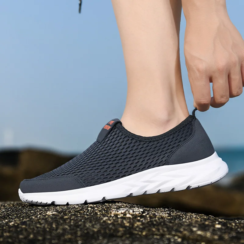 Lightweight Mens Casual Sneakers - Breathable Outdoor Walking Shoes