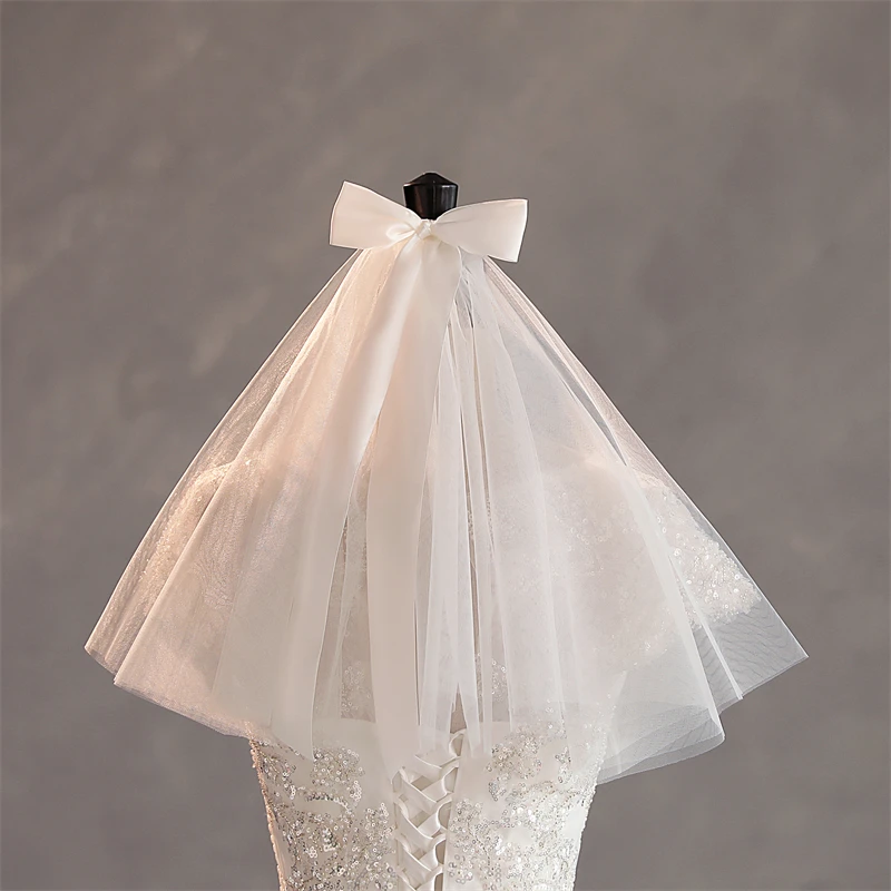 

Poemssongs Elegant wedding Veils one layer short Simple Bridal Veil + Comb ivory white bridal veil Bridal Accessories