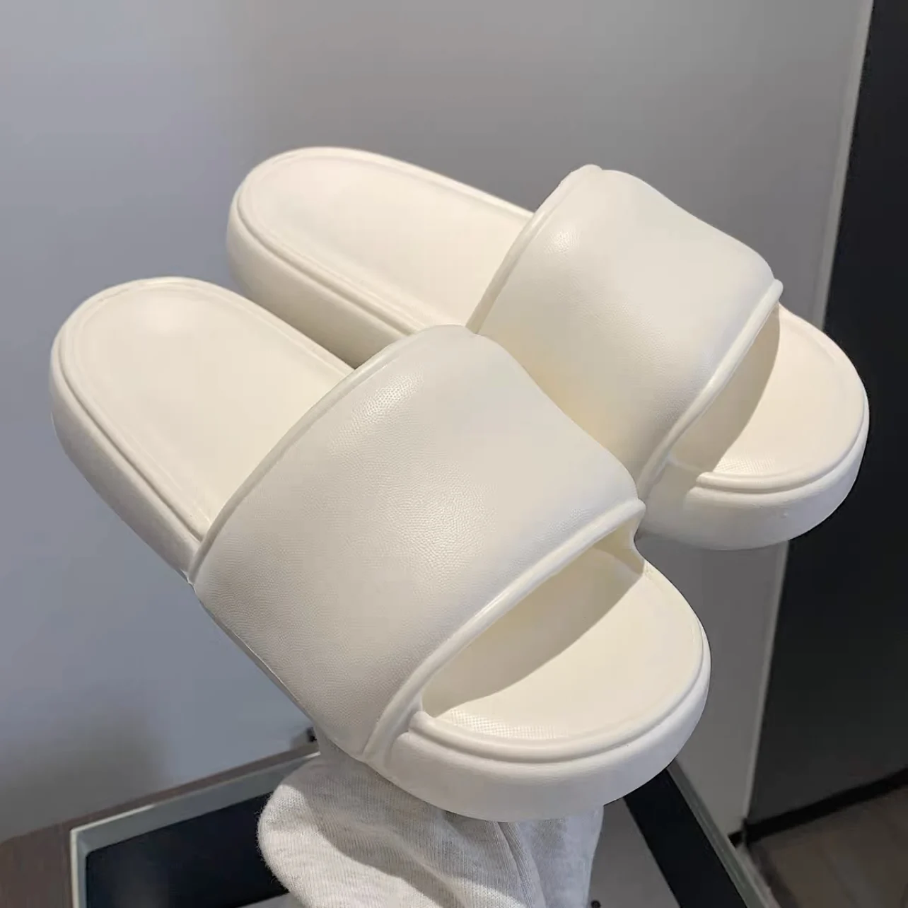 white women Eva beach shoes