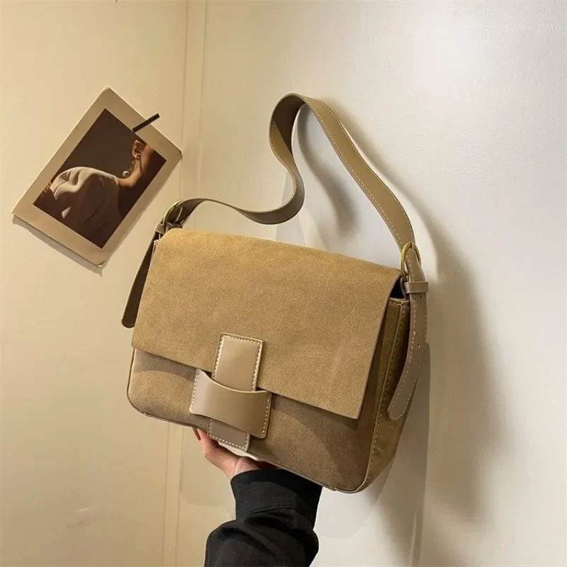 

Shoulder Bags for Women 2023 New Autumn Light Luxury Fashion Cross-body Niche Design Sense Casual Simple Underarm Bag