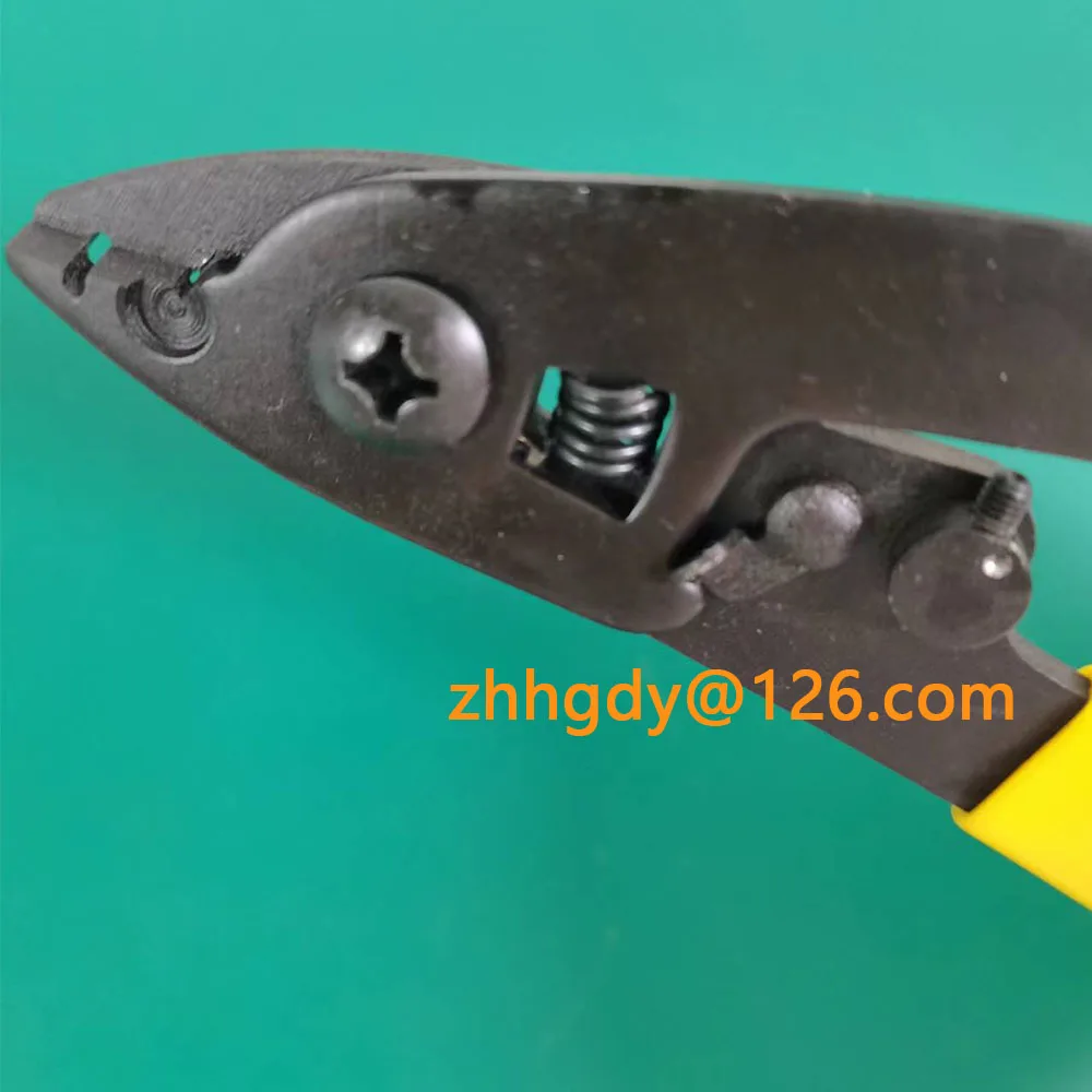 Clauss CFS-2 Fiberoptic Stripper For Stripping 125 Micron Fiber with 250μm Buffer Coating Fremont Ohio 43430 Made in USA