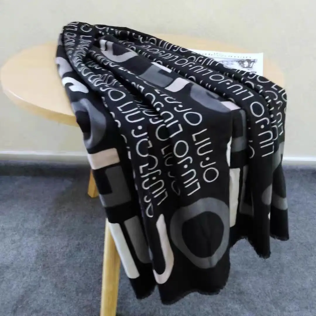 

2024 Foreign Trade Original Order Italy Luxury brand liu jo Hot selling Embroidered Print Beach Sunshade Multi functional Scarf