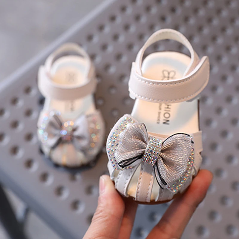 Slide image 406231b121ce4c8694733270cde41642