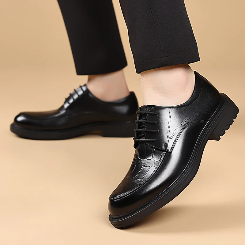 أحذية مكتب أكسفورد للرجال على الموضة عالية الجودة كاجوال من الجلد بمقدمة مستديرة مصممة للأعمال أحذية مشي خارجية