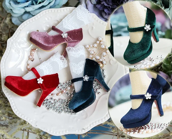 

SD16 BJD Doll Shoes Boots, 1/3 DD Vintage European Velvet Satin Heels 1 Pair