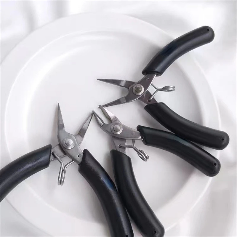 

Stainless Steel Pointed Nose Flat Mouth Scissors Jewelry Tools