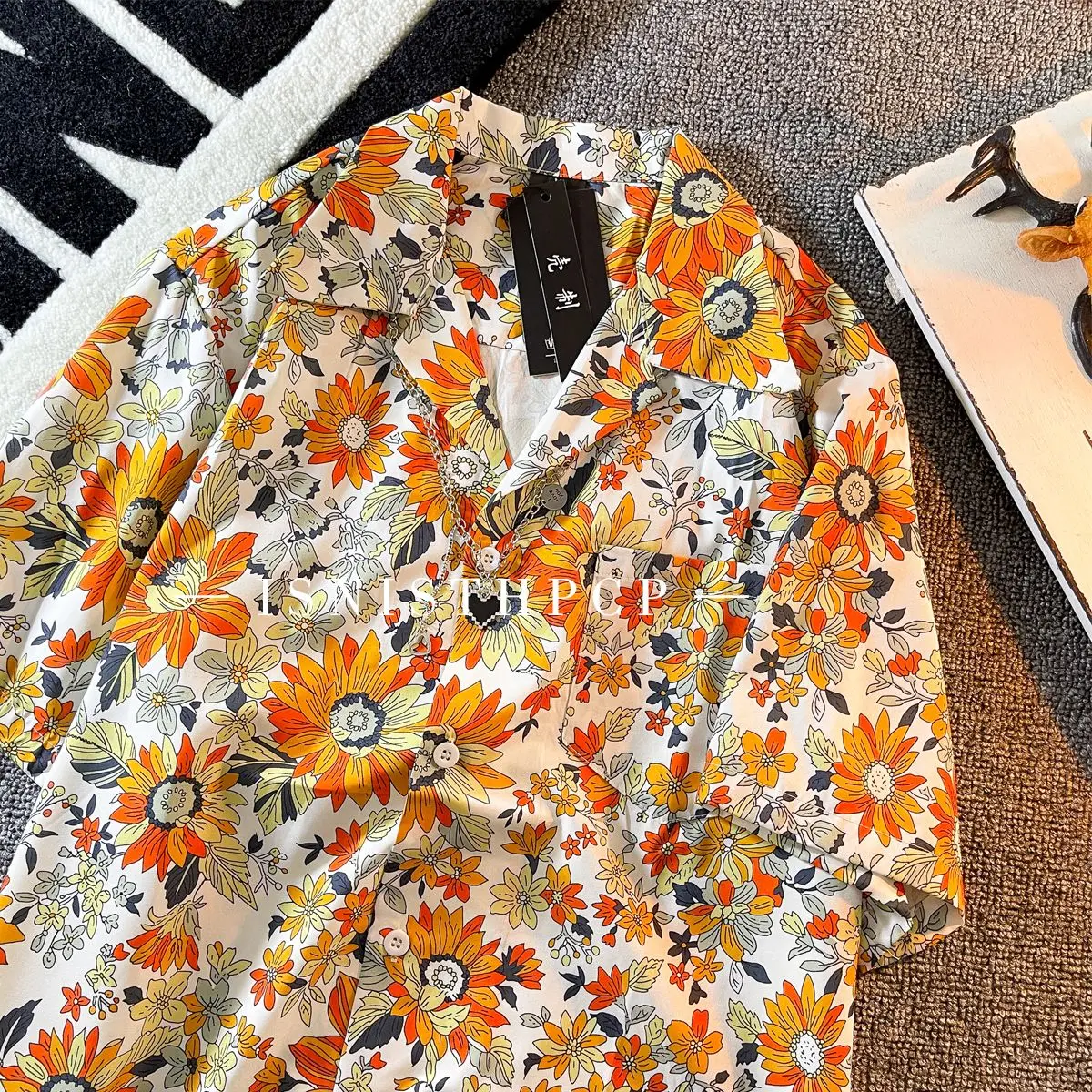 Summer Retro Polo Collar Short Sleeve Flower Shirt New Couple Hawaii Beach Men And Women Loose And Lightweight Sunscreen Shirts