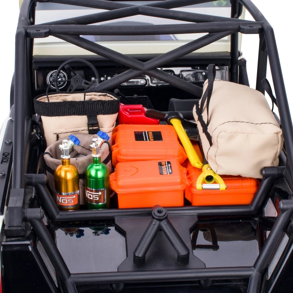 Enfant utilisant une télécommande pour diriger un buggy crawler 4WD tout-terrain