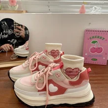 

QWEEK 2022 New Korean Women Sneakers Strawberry Pink Kawaii Love Sports Daddy Shoes Versatile Casual Platform Vulcanize Tennis