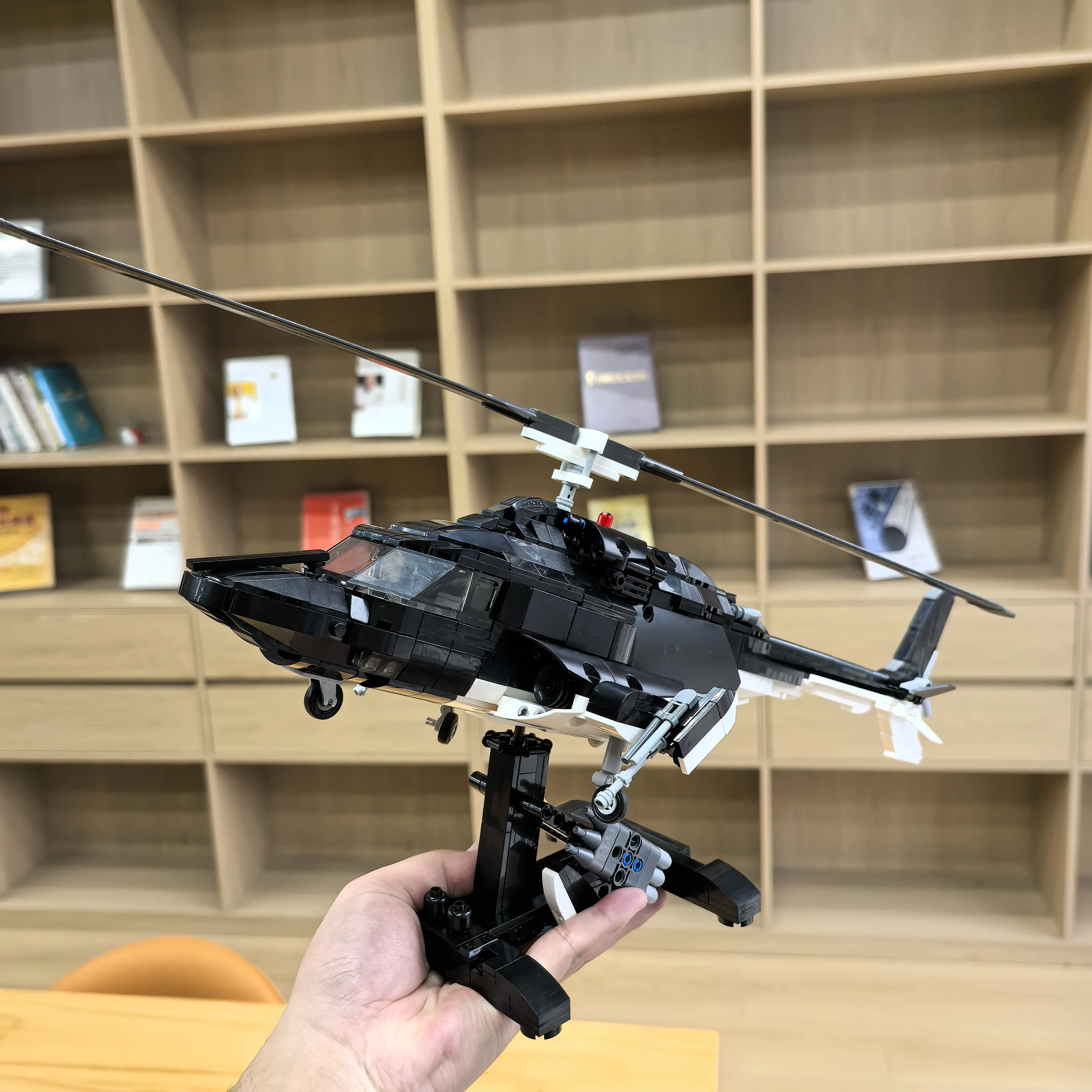 1039PCS Airwolf Bell 222 Special Ops Helicopter Custom Made Moc Model Technology