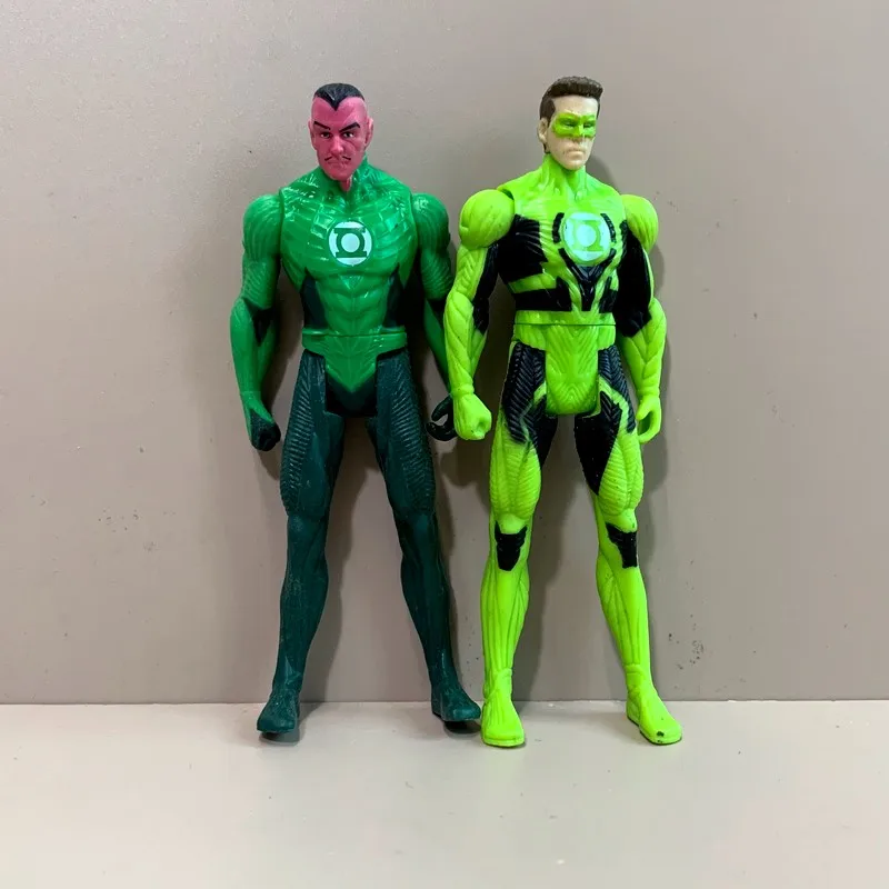 DCユニバース-子供向けの漫画のアクションフィギュア,3.75インチ