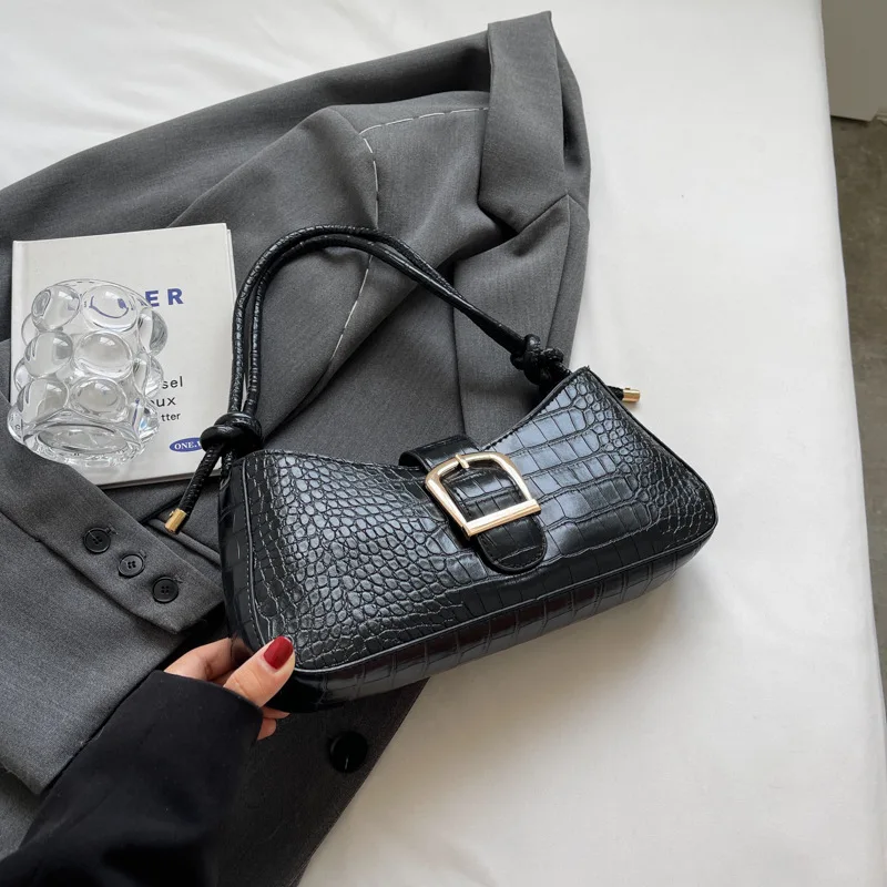 Рисунок 6 - Сумка через плечо женская с французской текстурой