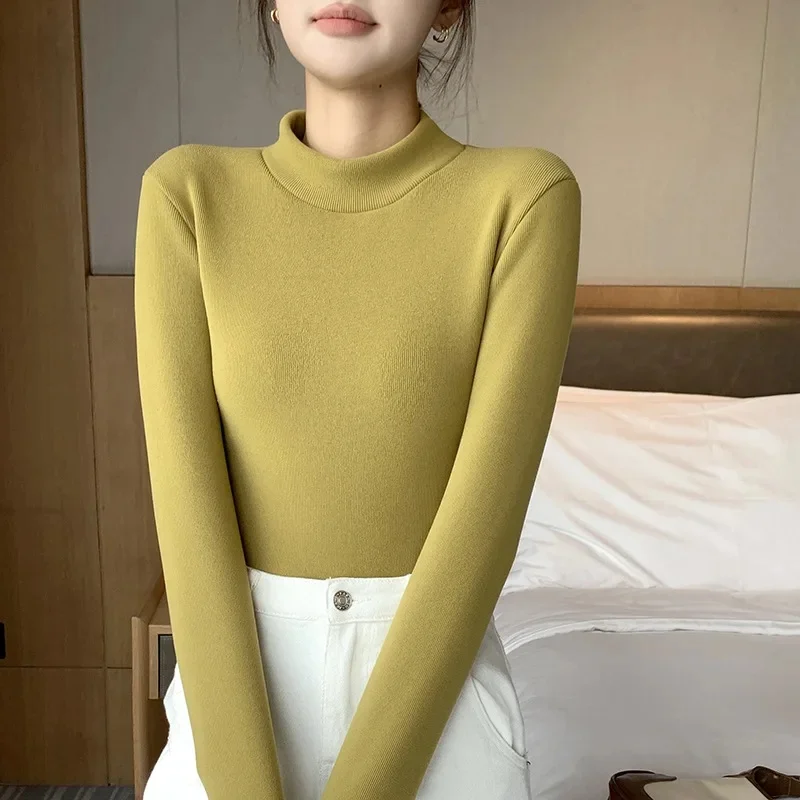 De velvet mustard yellow