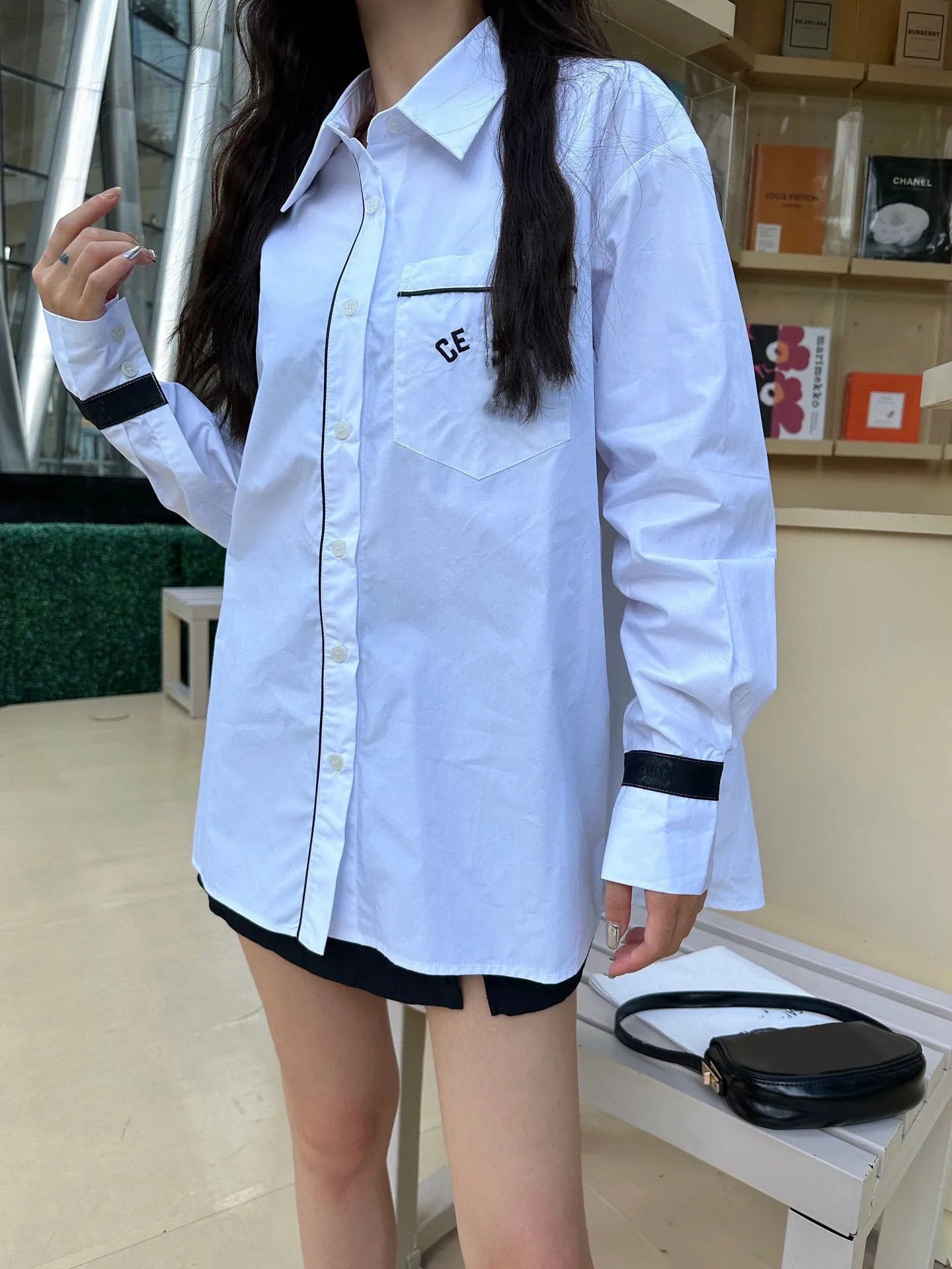 

Japan And South Kore Loose Early Autumn New Fashion Embroidery Letter Temperament Simple Casual Versatile Long Sleeve Shirt
