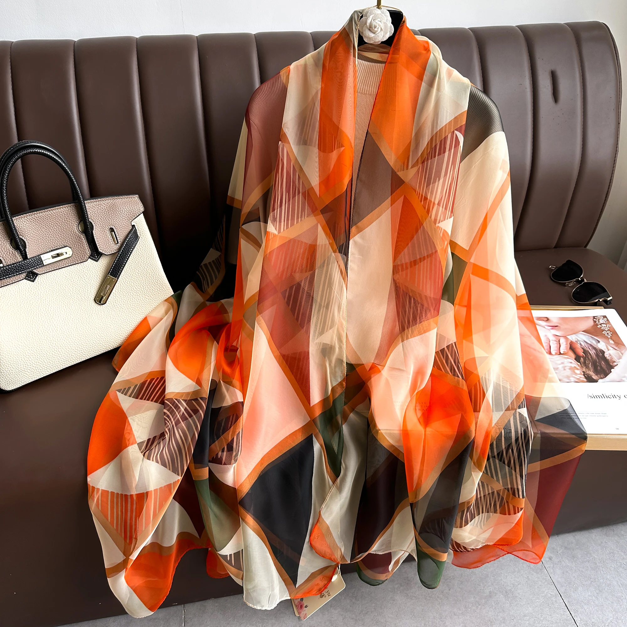 2025 Silk Beach Stoles Women Hijab Scarf Soft Shawl Wraps Ladies Scarves Foulard Beach Sunscreen Female Large Bandana Echarpe