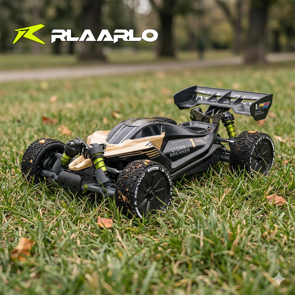 Gros plan sur la suspension et les roues du buggy télécommandé RLAARLO SBK10 4WD