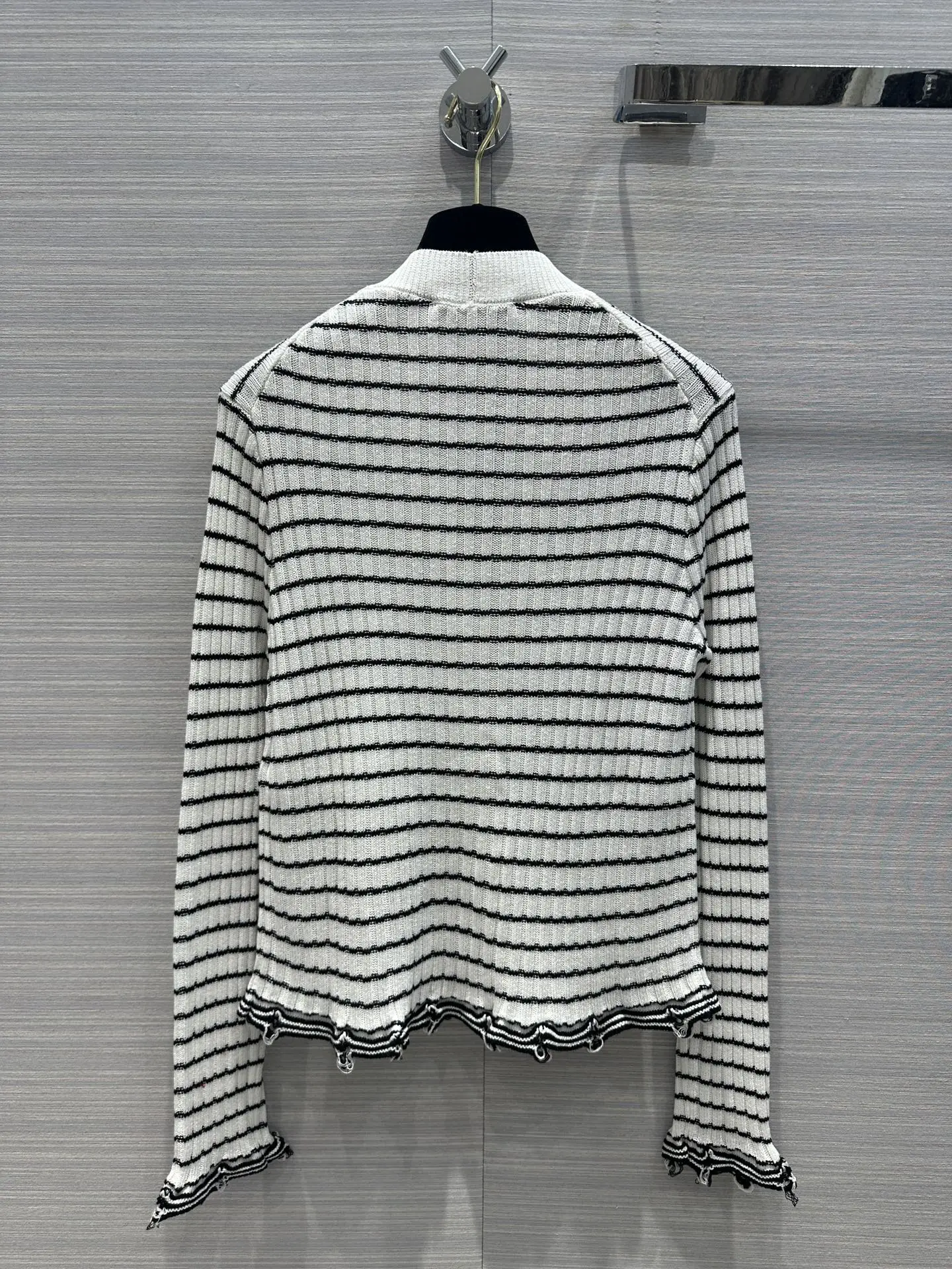

Early spring vacation series Navy style striped V-neck linen cashmere knitted cardigan