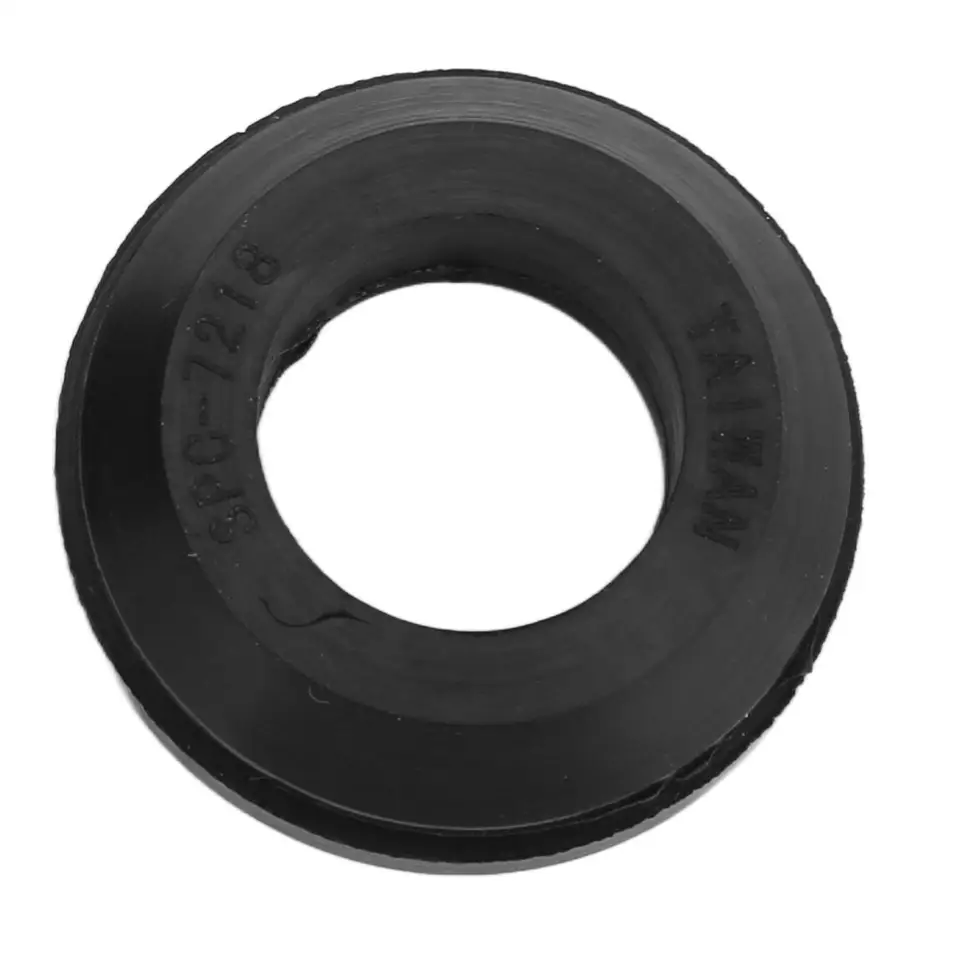YUCHENSHLP 2-Pack Rubber Valve Cover Breather Grommets - Black, 1-1/4" OD, Fits SBC BBC SBF 350 Chrome Steel Covers
