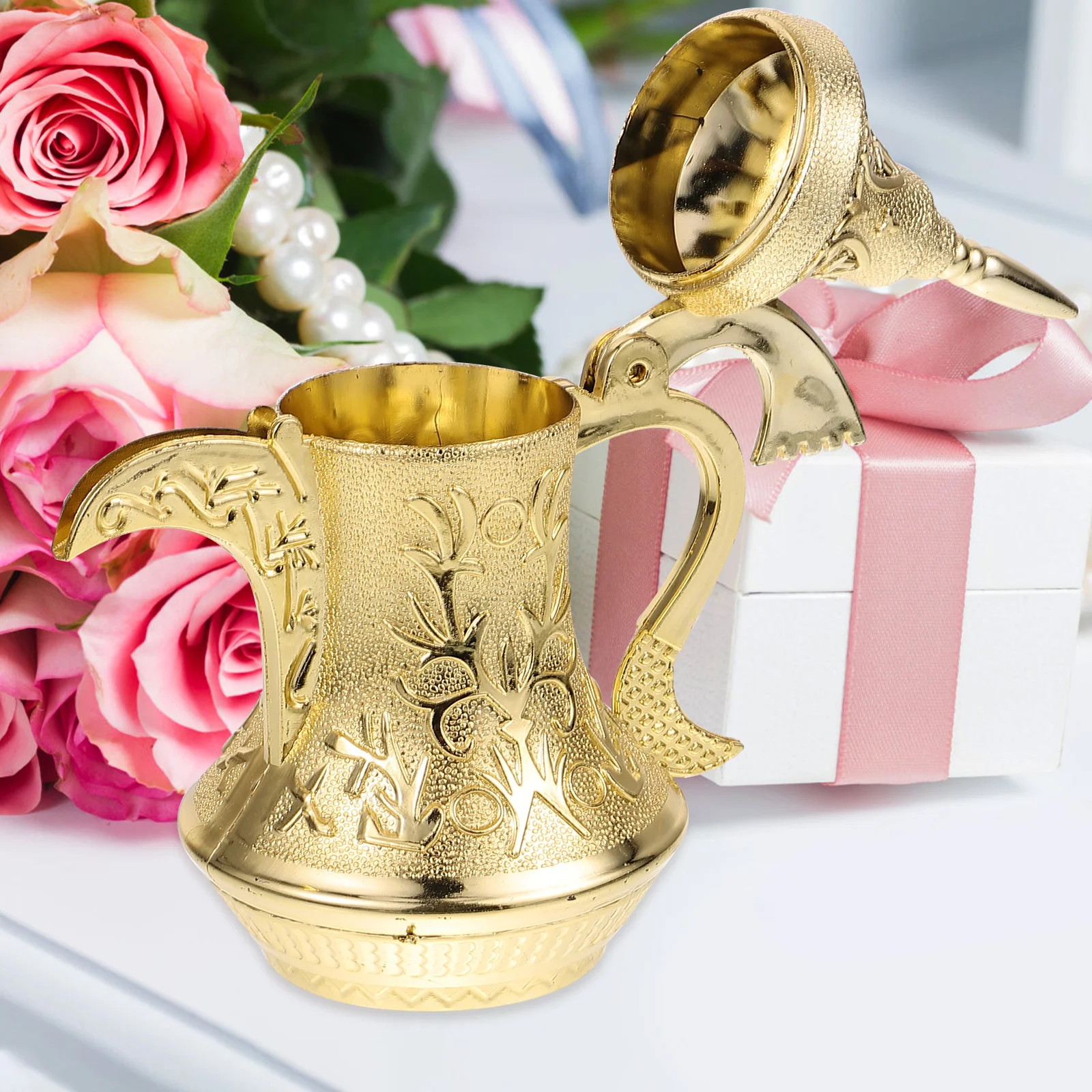 5 Pcs Gold Candy Box Treat Container Gift Wrap Storage Small Favor Box Sweet Holder Party Supplies Decorative Plastic Material