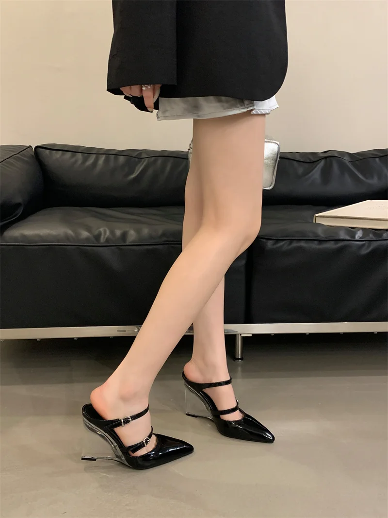 Liyke pumps side view showing wedge heel