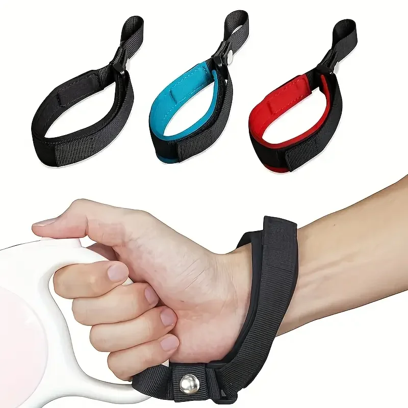 pet anti fall wristband automatic retractable leash for dogs non slip adjustable dog walking strap convenient for taking   details 0