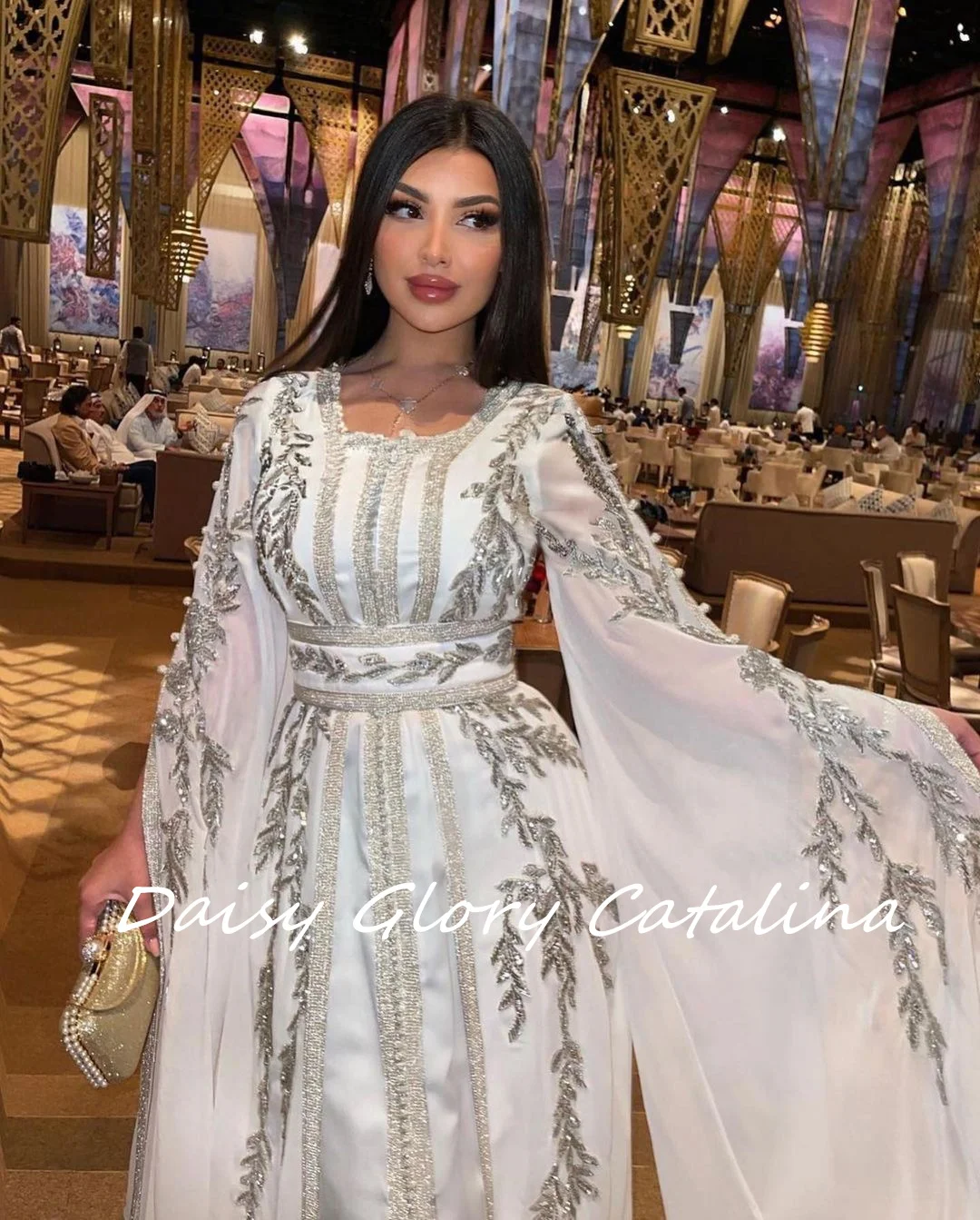 فساتين سهرة رسمية طويلة الأكمام مربعة العنق ، مزخر...