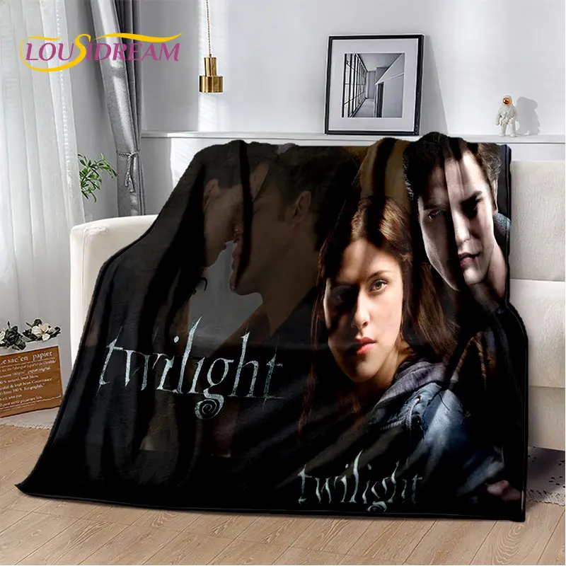 HYTTER Bella coperta di flanella super morbida Saturn 152,4 x 127 cm, facile da pulire e resistente, adatta per letto, divano, campeggio, viaggi