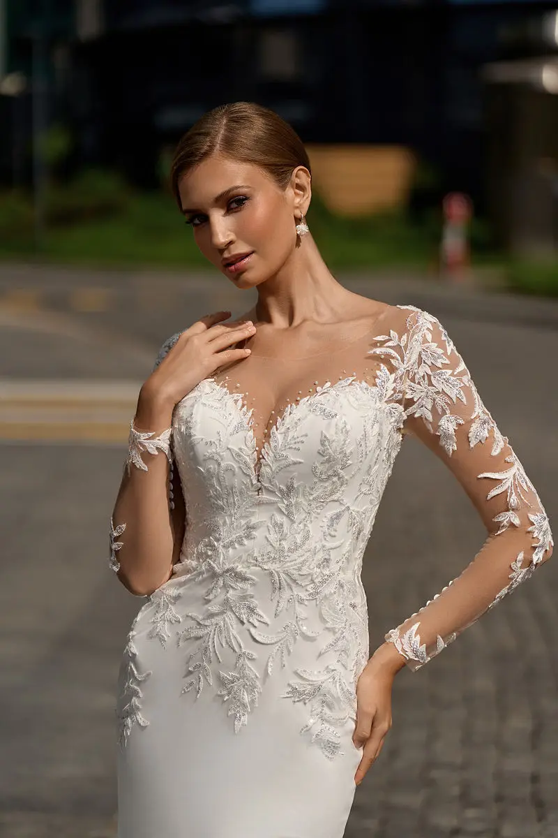 Long Sleeve Mermaid Wedding Dress Beach V-Neck Lace Appliques Sweep Train Button Bridal Gowns Customize To Measures Civil Sweep 4