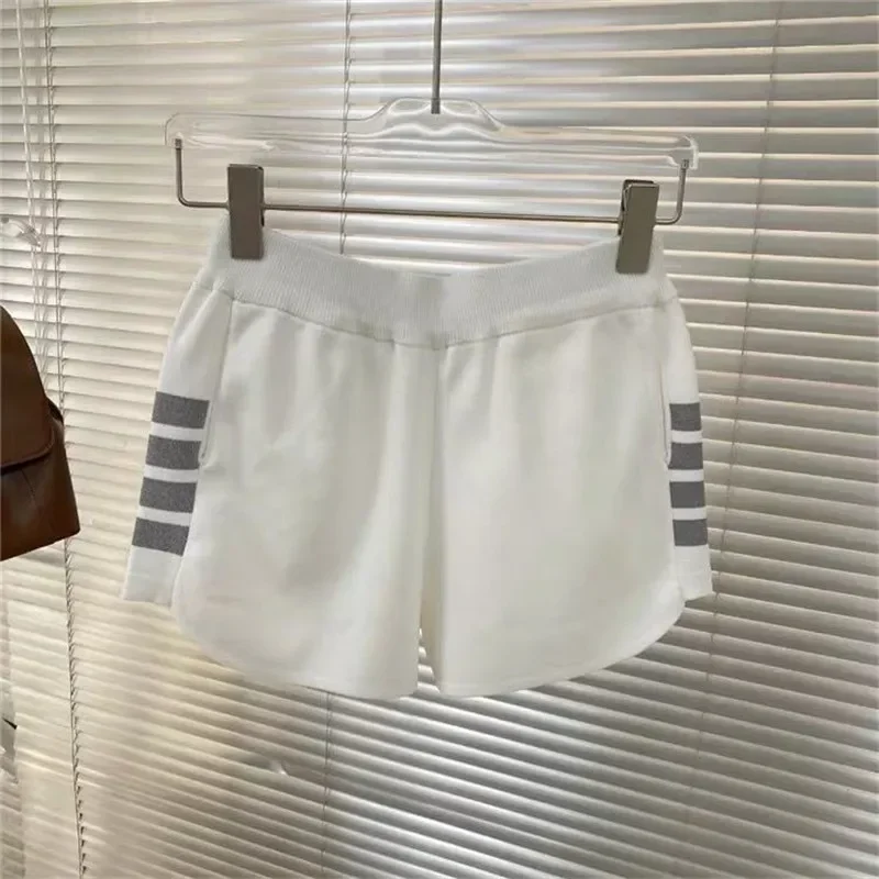 Women Golf Wear Sports Hot Pants Loose High Waisted Slimming Side Four Stripes Casual Pants Knitted Ice Silk Shorts Clothing