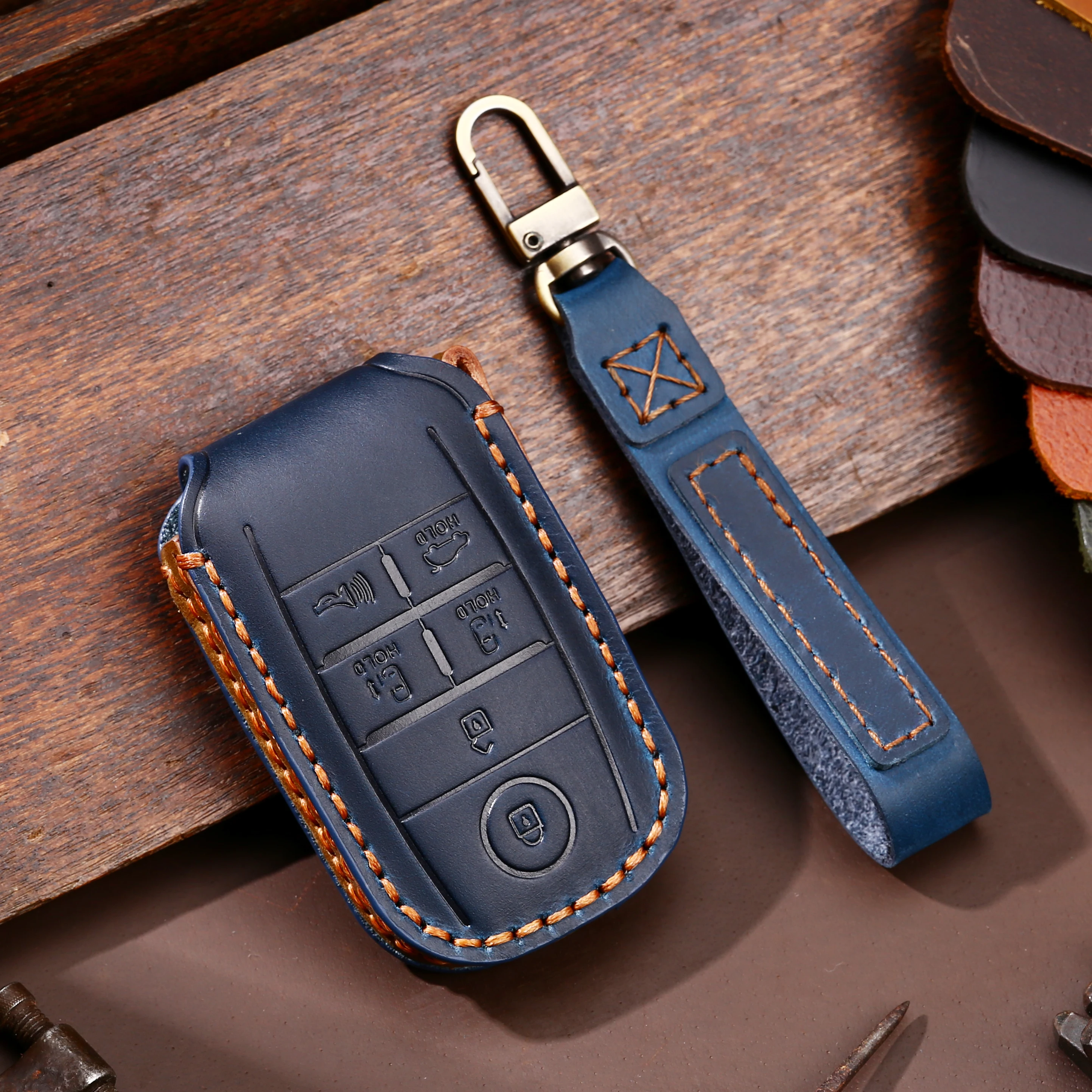 Glow In The Dark Gold Key Fob Cover For Kia Rio, Ceed, Sportage, Optima, Soul – 3 Button Flip Case