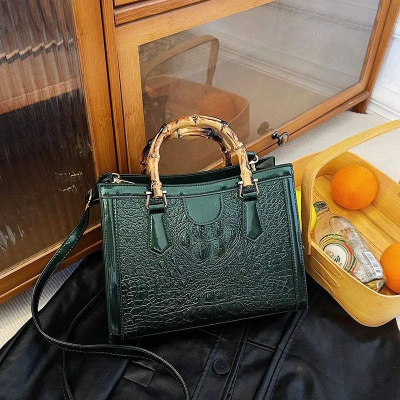 

Fashion Women Handbag with Bamboo Handle Retro Crocodile Pattern Commuter Versatile Satchel High Quality Shoulder Crossbody Bags