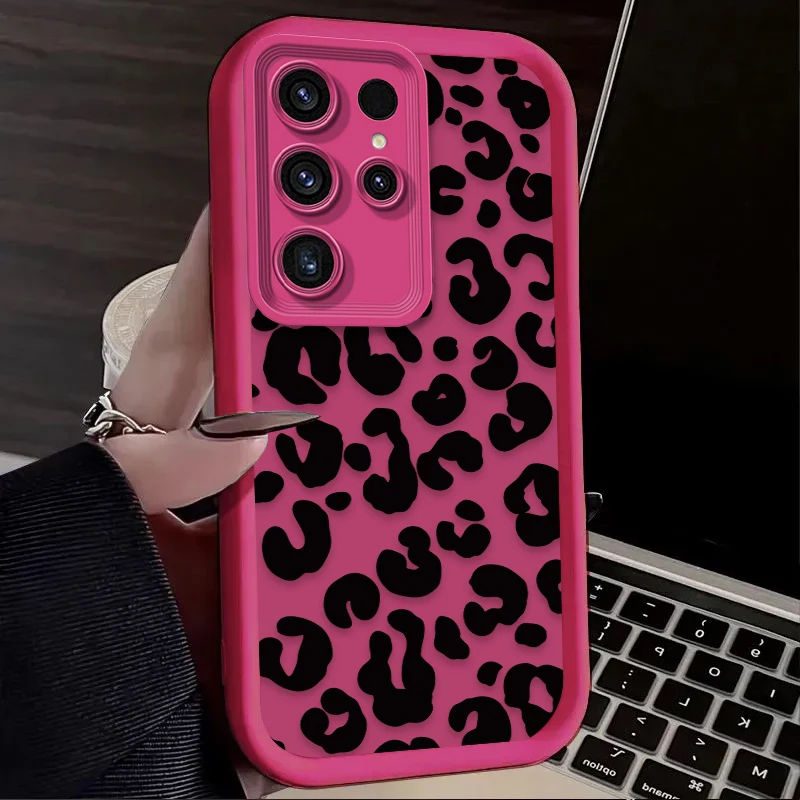 Chic Black Leopard Print Phone Case