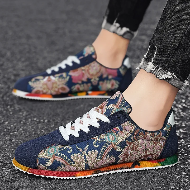 Designer Men's Casual Shoes Graffiti Printed Canvas Shoes for Men High Quality Breathable Running Shoes Lightweight Men Sneakers 2