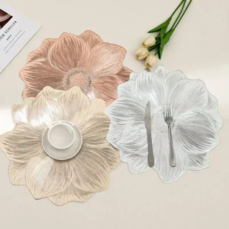 Hot Sale Lotus Shape Table Placemats Tableware Place Mat Oil Heat Resistant Waterproof Washable PVC Tableware Mat