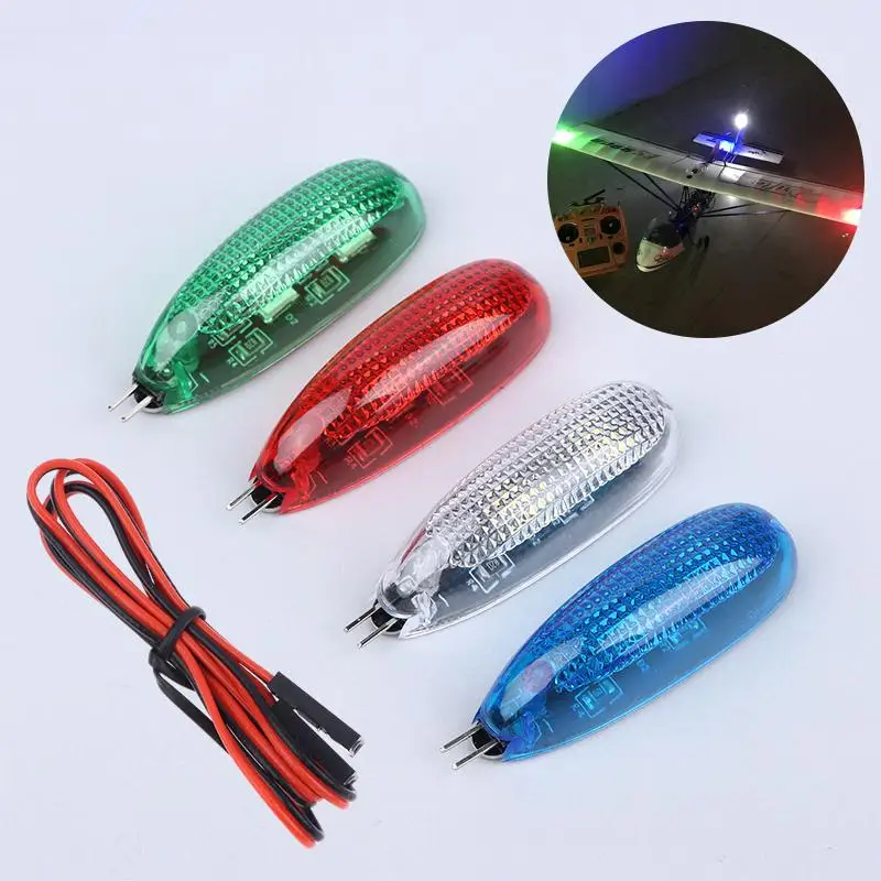 Vue rapprochée des 8 mini drones A1-A8 de couleurs différentes, rechargés sur station 5V/12V, pour acheter mini drone pas cher.