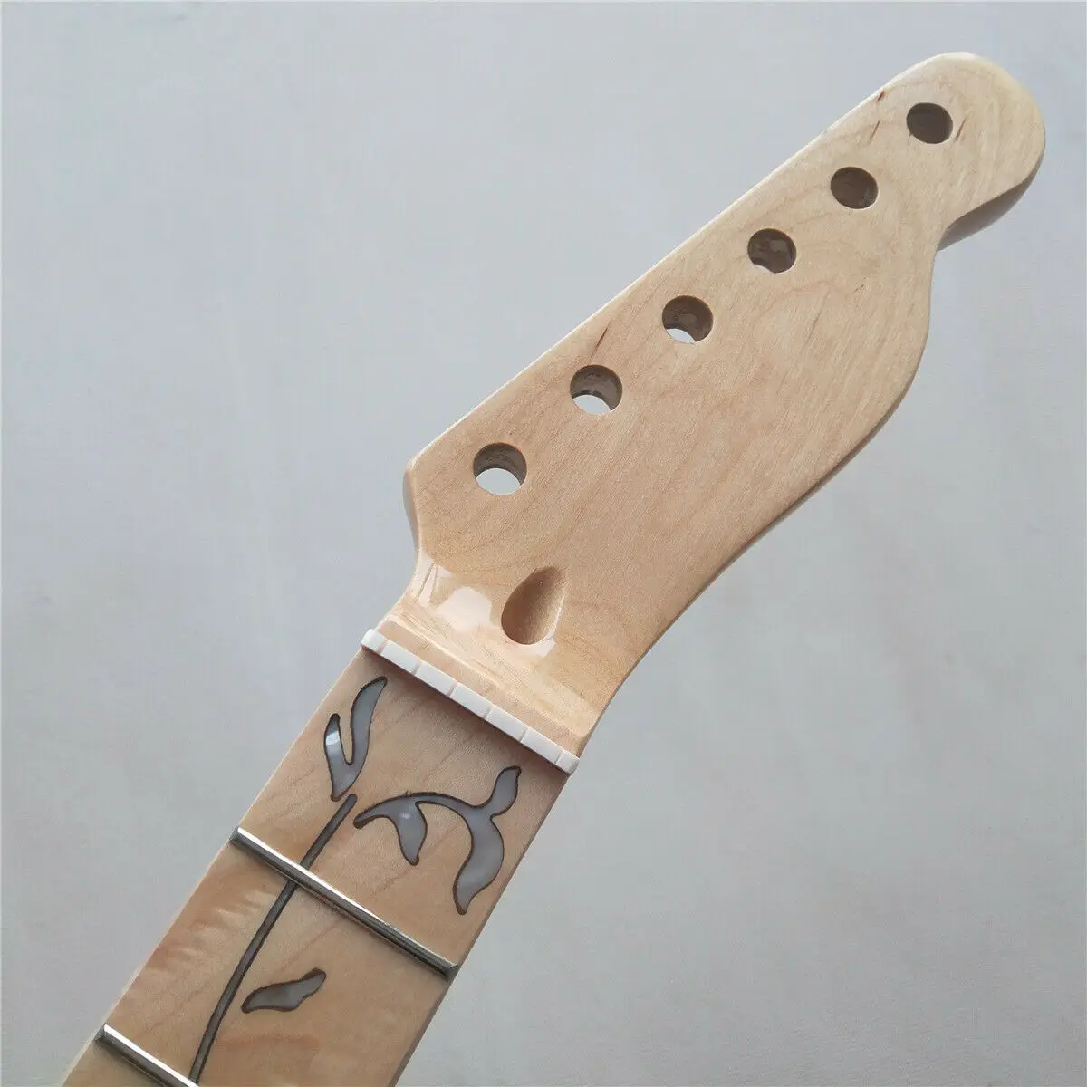 Beautiful DIY Maple Electric Guitar Neck 22 fret 25.5inch Glazed White Vine Inlay Maple Fretboard New Replacement